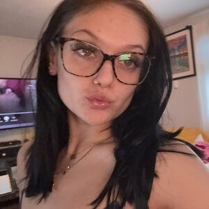 Meet your Posher, Hailee